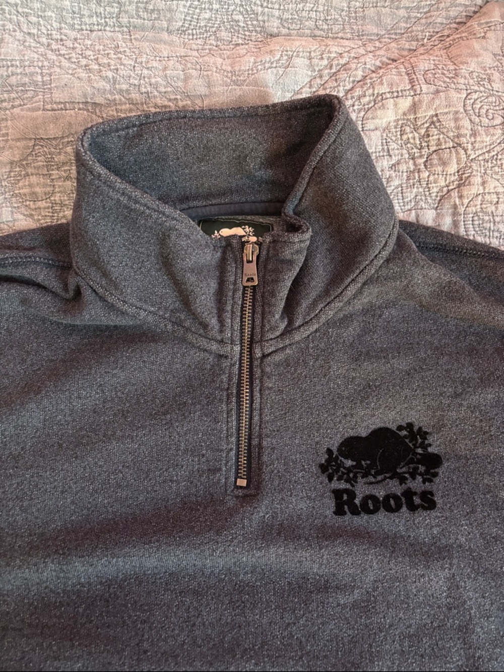 Roots Men's Navy Blue Quarter-Zip Sweater - Picture 3 of 3